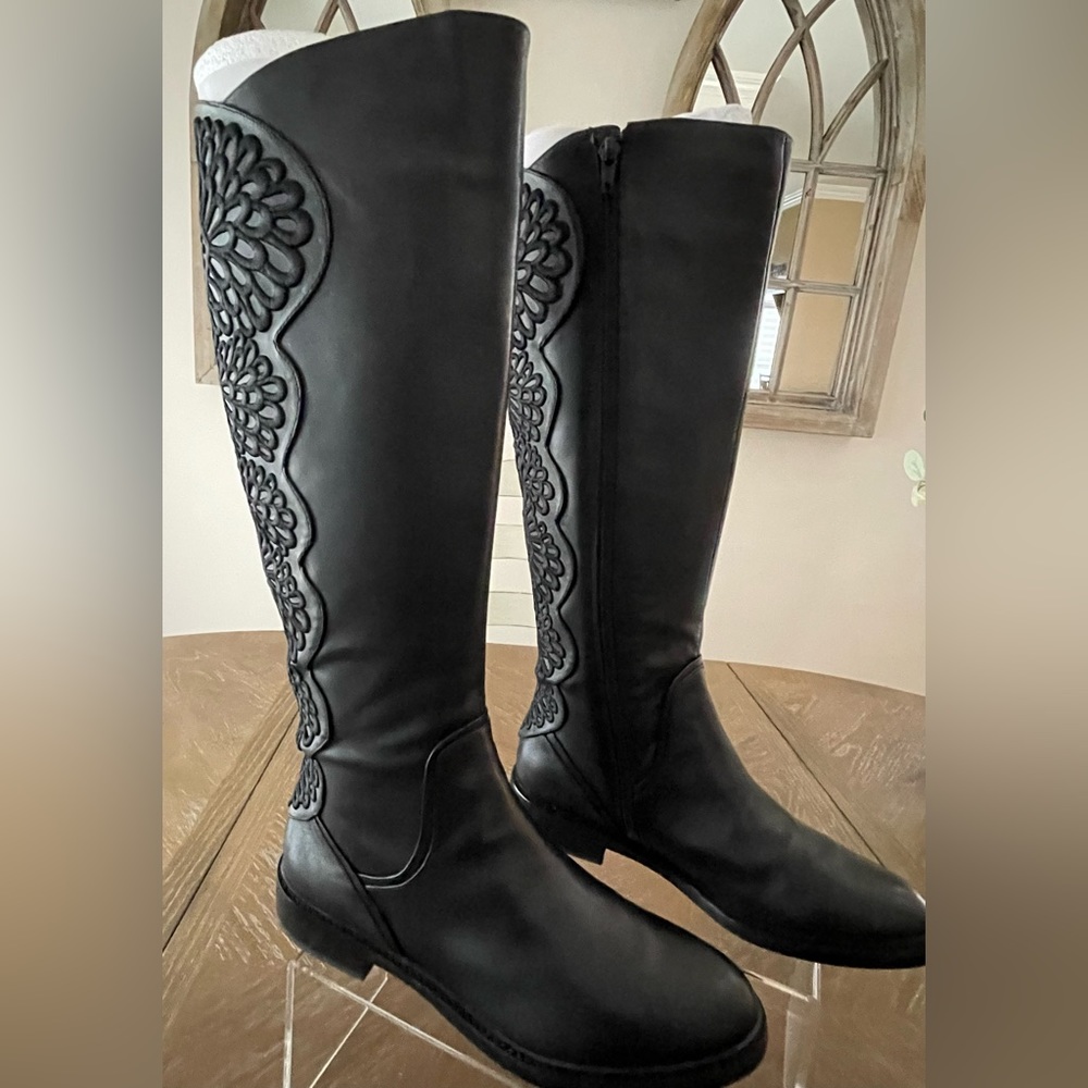 Gianni Bini Tall Leather Black Riding Boot-size 8 - NEW